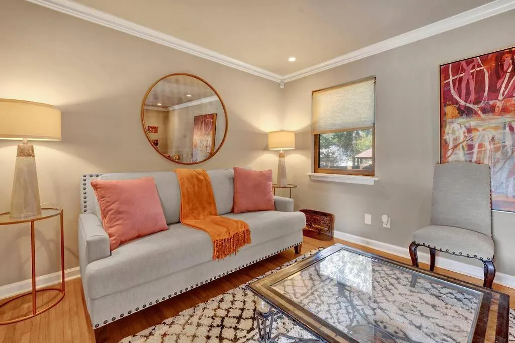 The Modern Bungalow At Mimosa Memphis 0*,